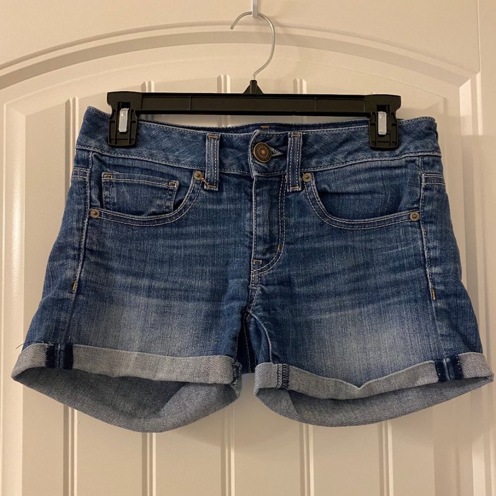 American Eagle jean shorts, size 2